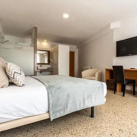 Hotell Ecoavenida 2*