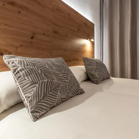 Ecoavenida Hotell 2*